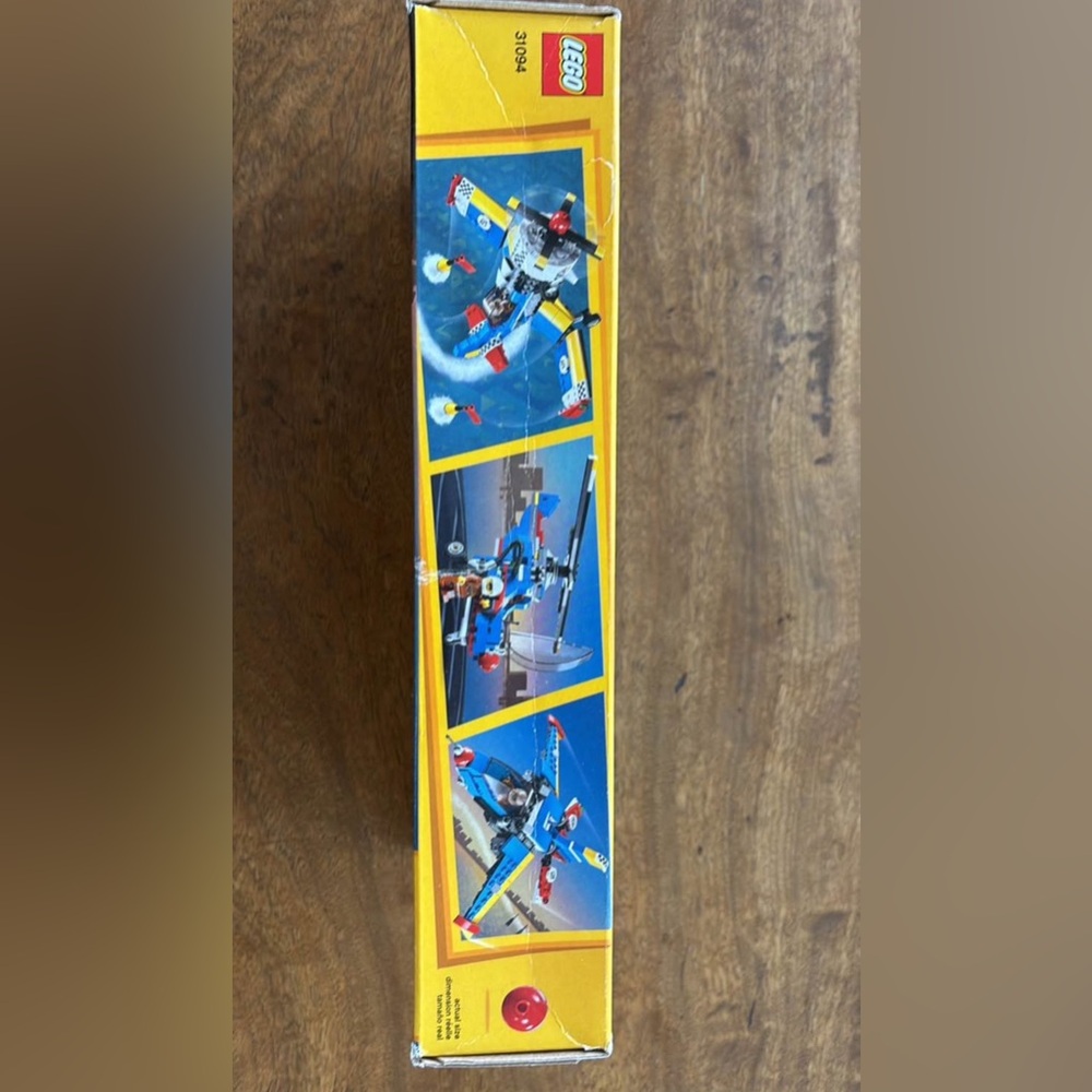 LEGO Creator Vibrant Blue and Yellow Racing Plane - Picture 4 of 5